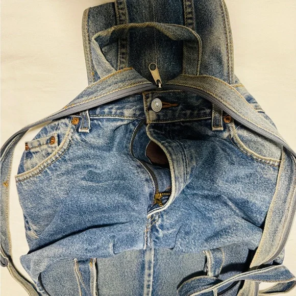 Levi's Classic Blue Jeans BACKPACK - Picture 6 of 7
